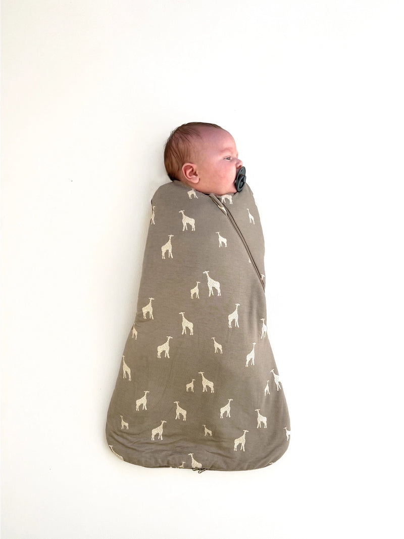 Swaddle | Giraffe Maple