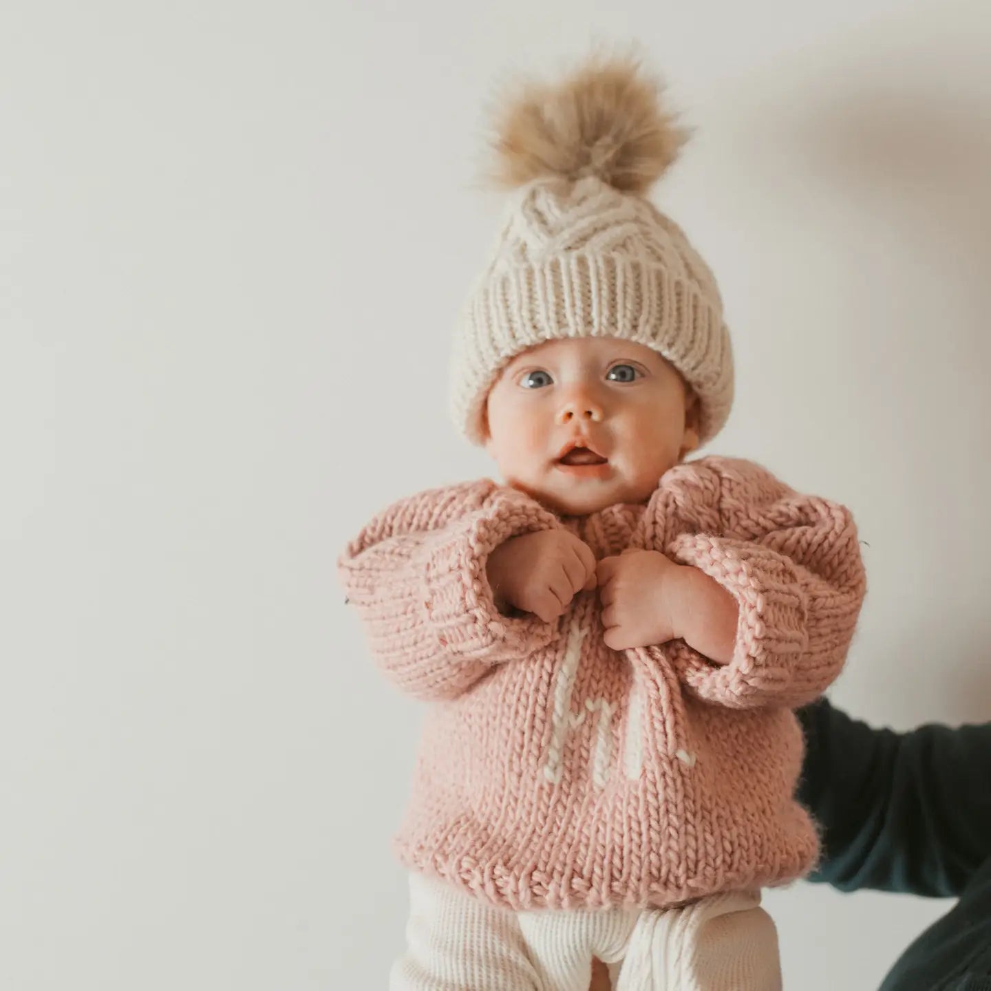 Natural Pop Pom Beanie