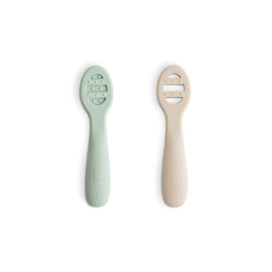 First Feeding Baby Spoons 2-Pack | Cambridge Blue/Shifting Sand