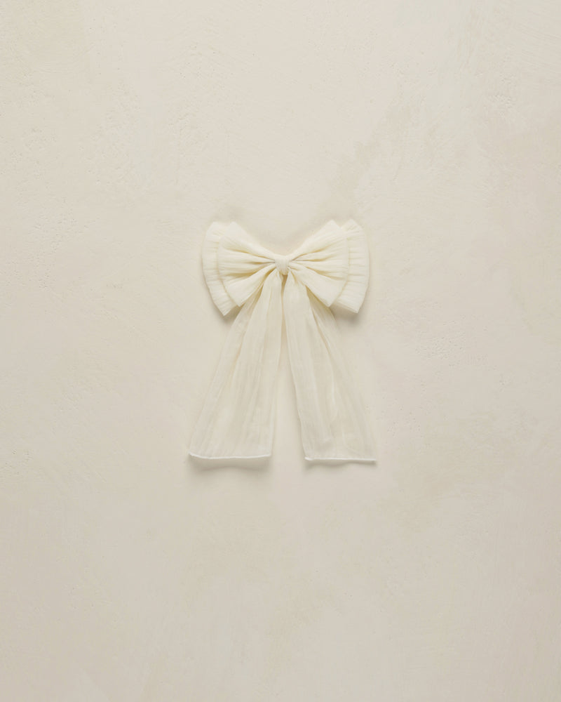 Alice Bow || Ivory