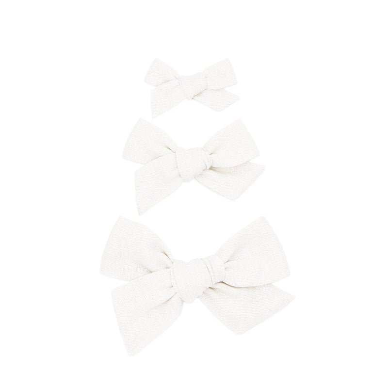 Linen Bow - White Clip